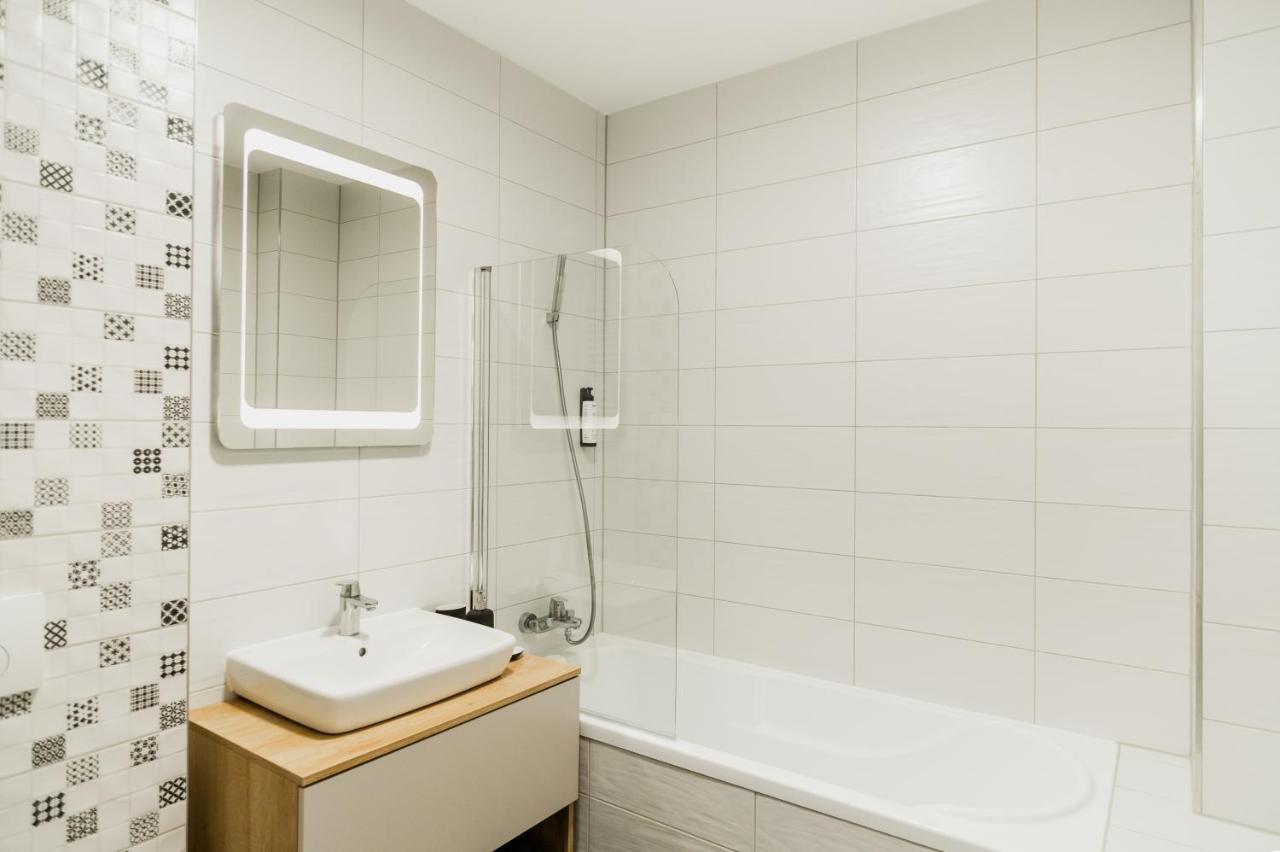 Skylark - Singapore Penthouse With Jacuzzi & Panoramic View Braşov Buitenkant foto