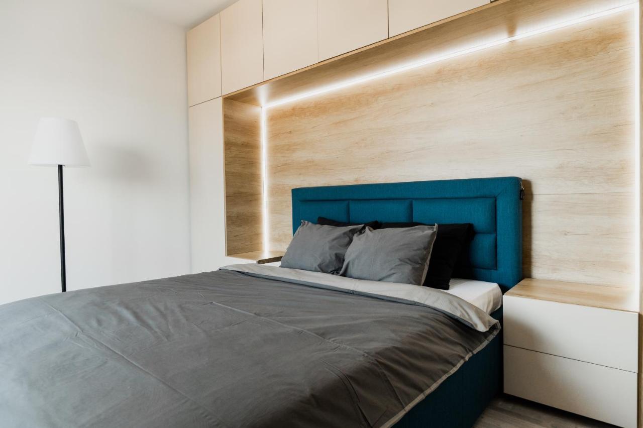 Skylark - Singapore Penthouse With Jacuzzi & Panoramic View Braşov Buitenkant foto