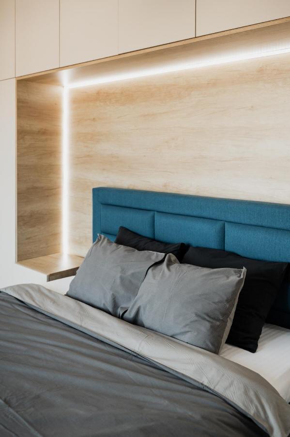 Skylark - Singapore Penthouse With Jacuzzi & Panoramic View Braşov Buitenkant foto